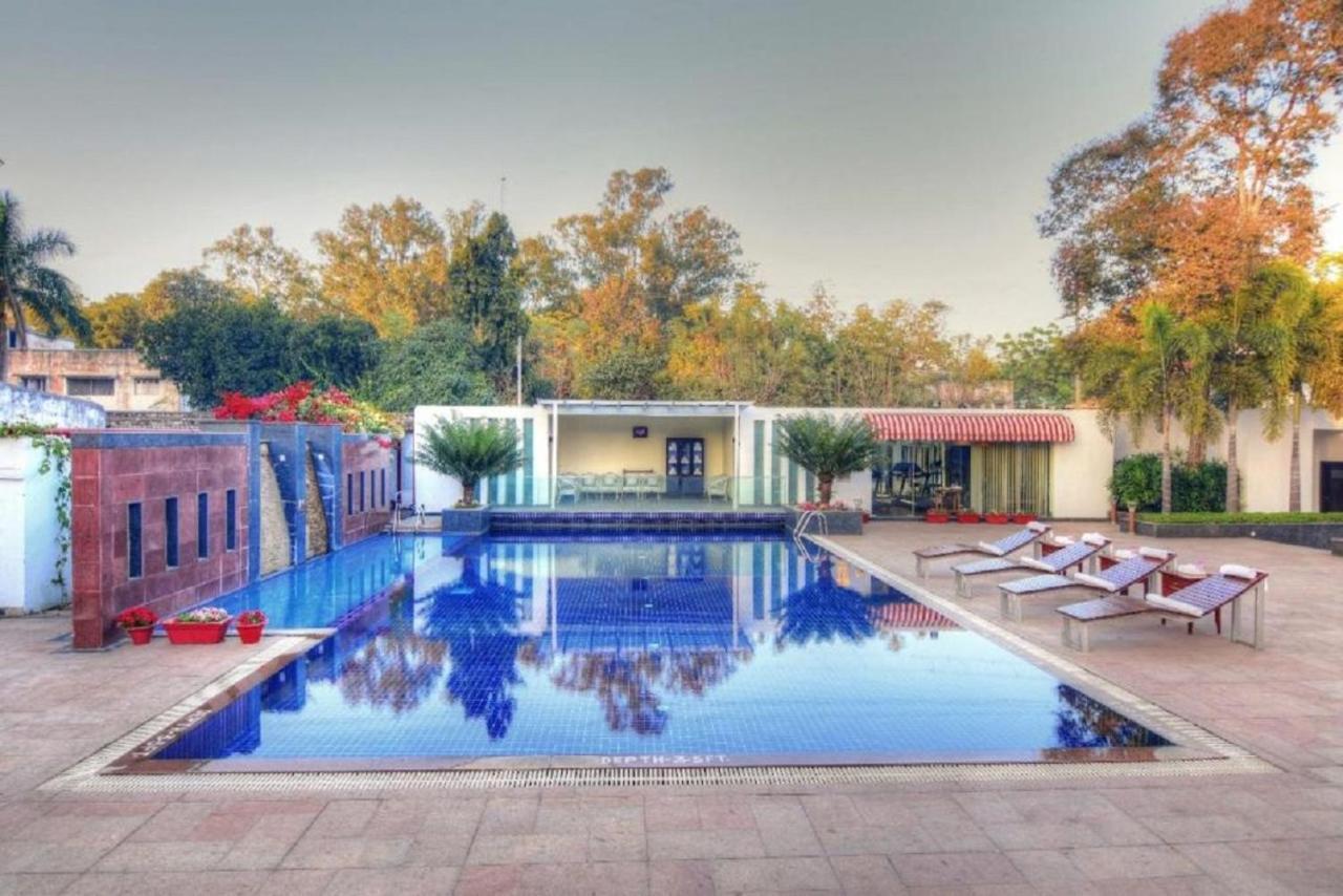 Chanakya Bnr Hotel ラーンチー エクステリア 写真