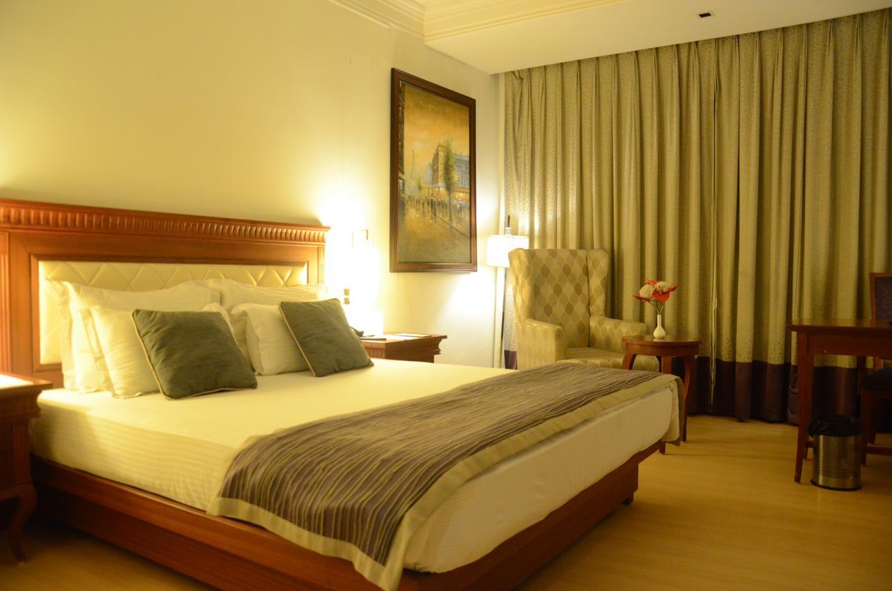Chanakya Bnr Hotel ラーンチー エクステリア 写真