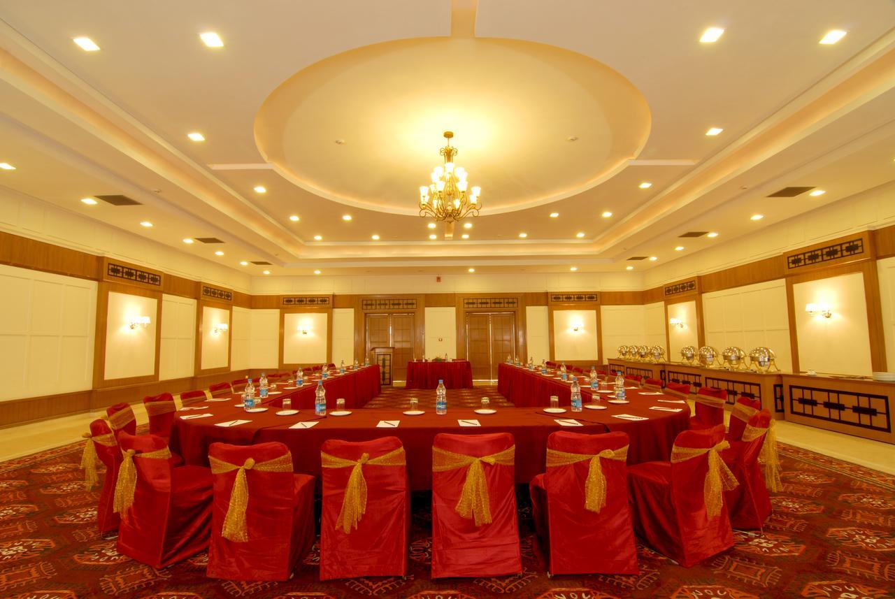 Chanakya Bnr Hotel ラーンチー エクステリア 写真