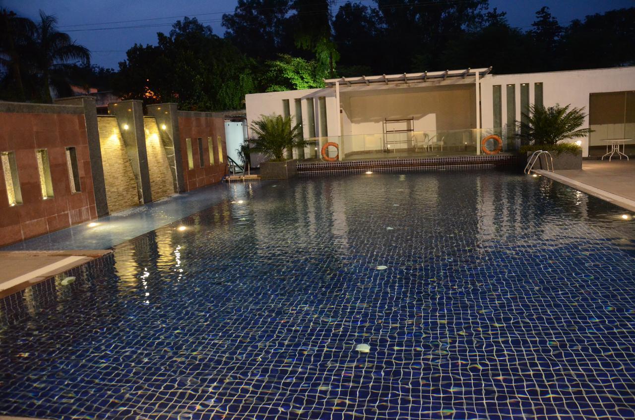 Chanakya Bnr Hotel ラーンチー エクステリア 写真